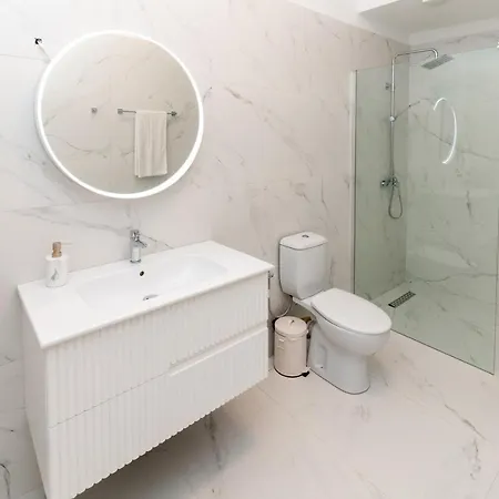 Azzur Luxury Apartment *